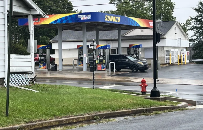 Bellefonte Ave. gas station remains open following  removal of 7-Eleven branding